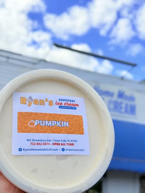 Quart of homemade pumpkin ice cream with Ryan's label