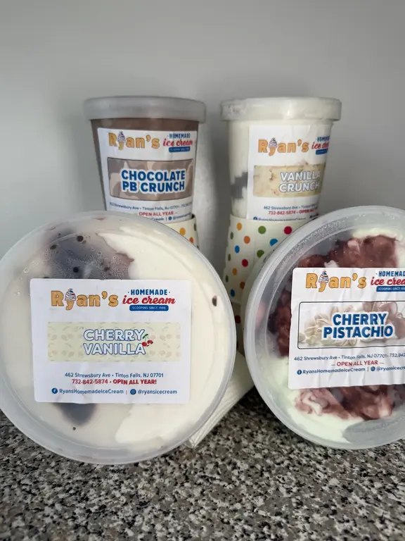 Ryan's homemade ice cream pints and quarts with flavor labels